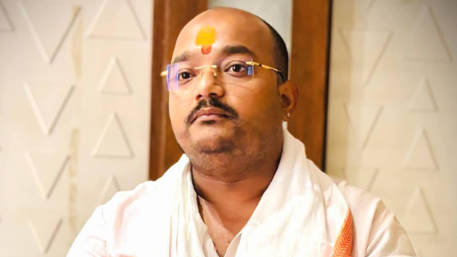 अंकित बासू बन रहे राजनीति के 'धुरंधर': गुरू के 'सपनों' को चढ़ा रहे 'परवान'