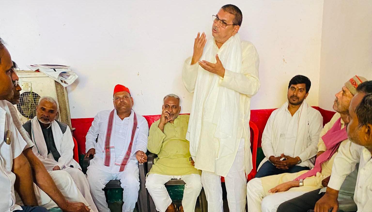 सपा नेता अशोक सिंह की हुंकार: भाजपा को 'सत्ता' से करेंगे बेदखल, जीत का दिया 'मंत्र'