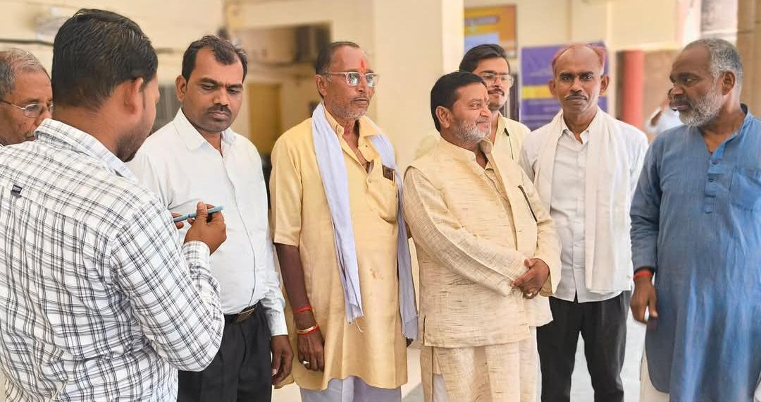 मंदिर भूमि पर भू-माफिया कर रहे कब्जा ? अवैध प्लाटिंग पर भड़का समाज