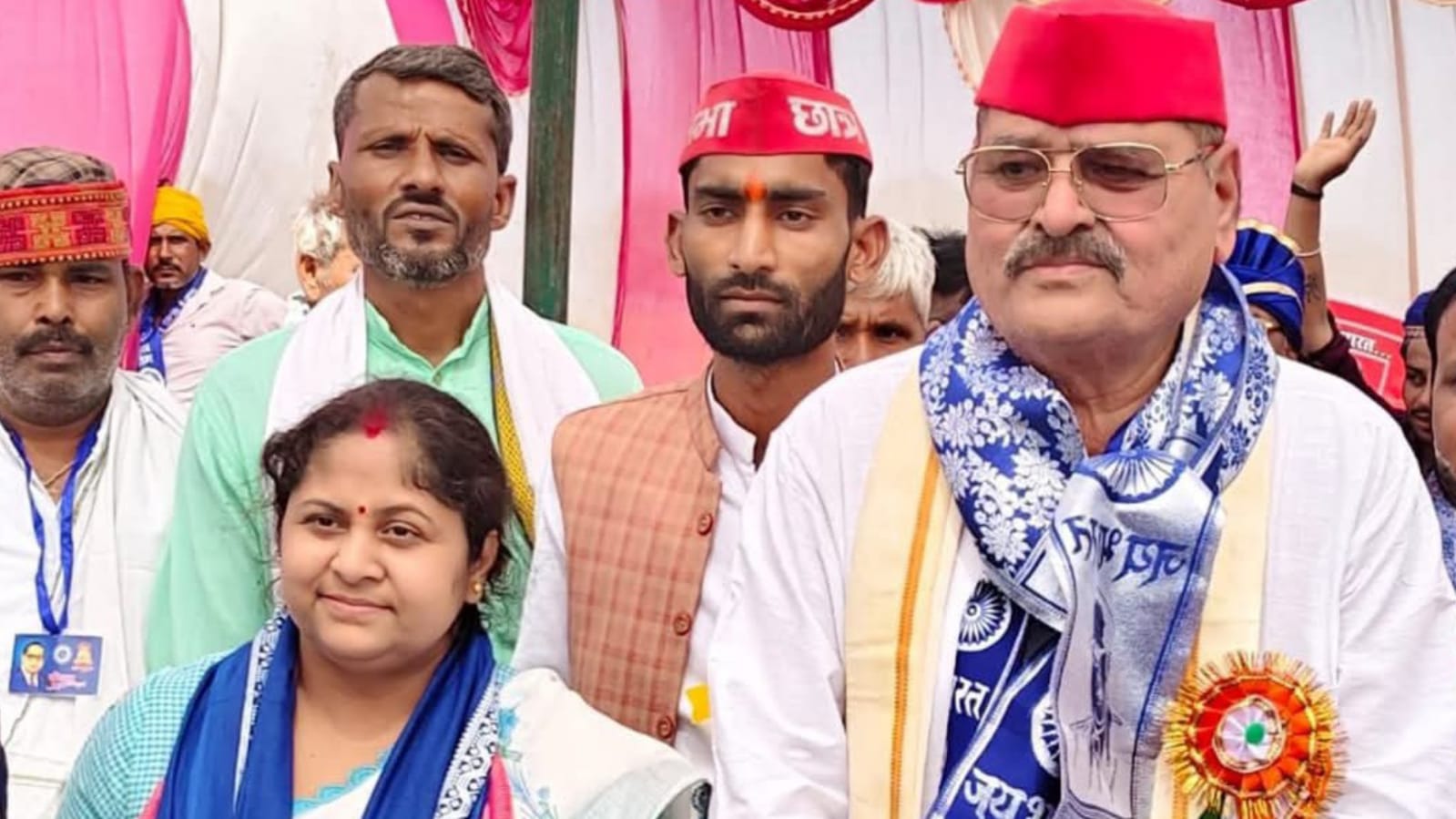 विधायक विशंभर नें 'भाजपा' को दी 'पटखनी' : अंबेडकर जयंती आयोजन के बनें 'हीरो' !