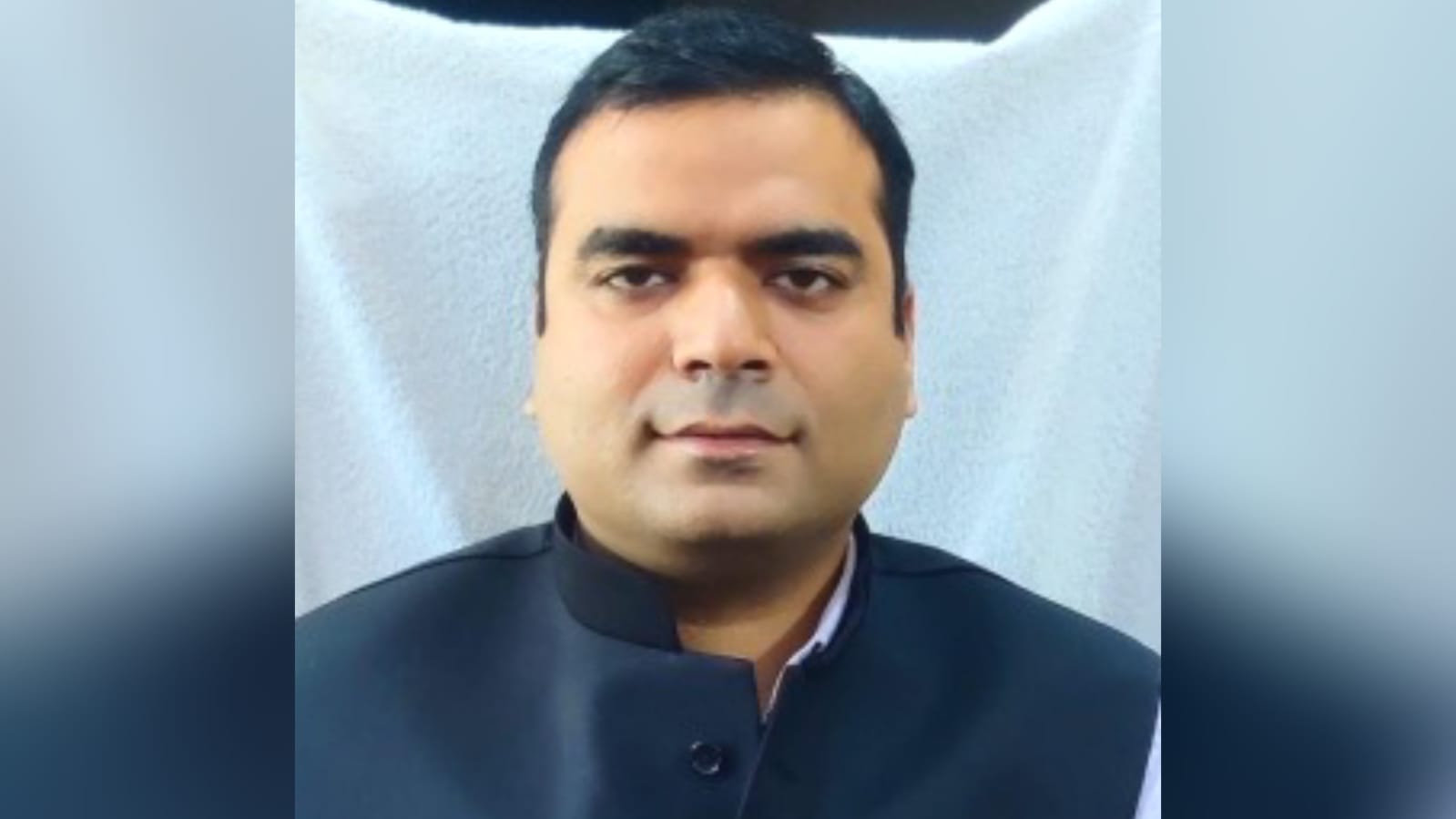 अमित असेरी बने बांदा के 'नए डीएम: जे. रीभा पहुंची लखनऊ