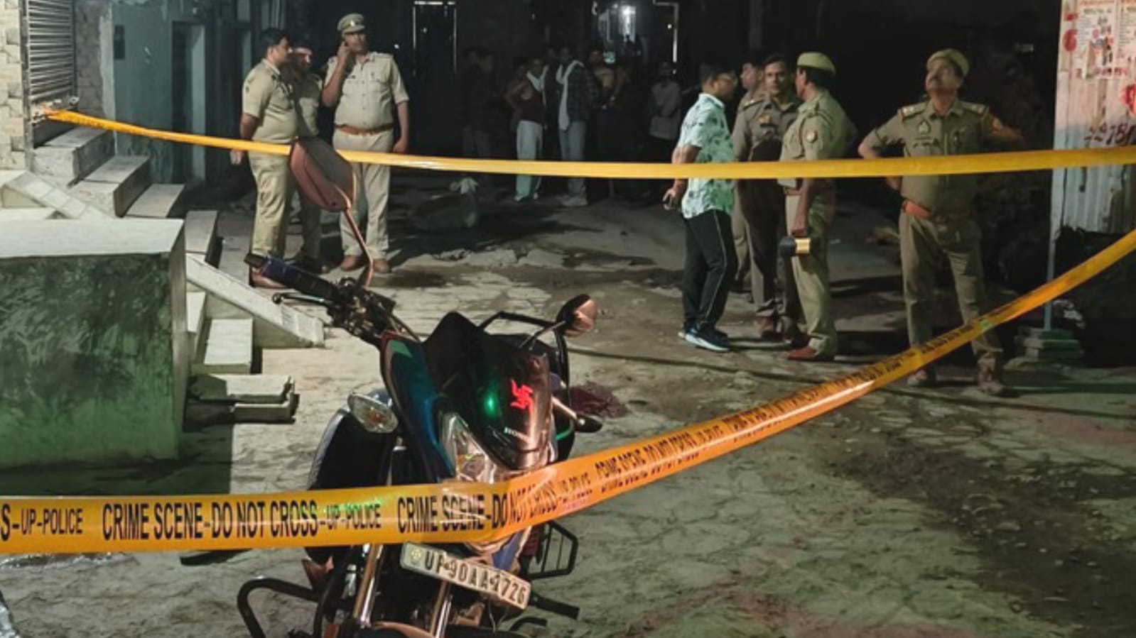 सर्राफा व्यापारी की 'गोली' मारकर हत्या: बदमाशों का 'बाजार' में तांडव, व्यापारियों का फूटा गुस्सा