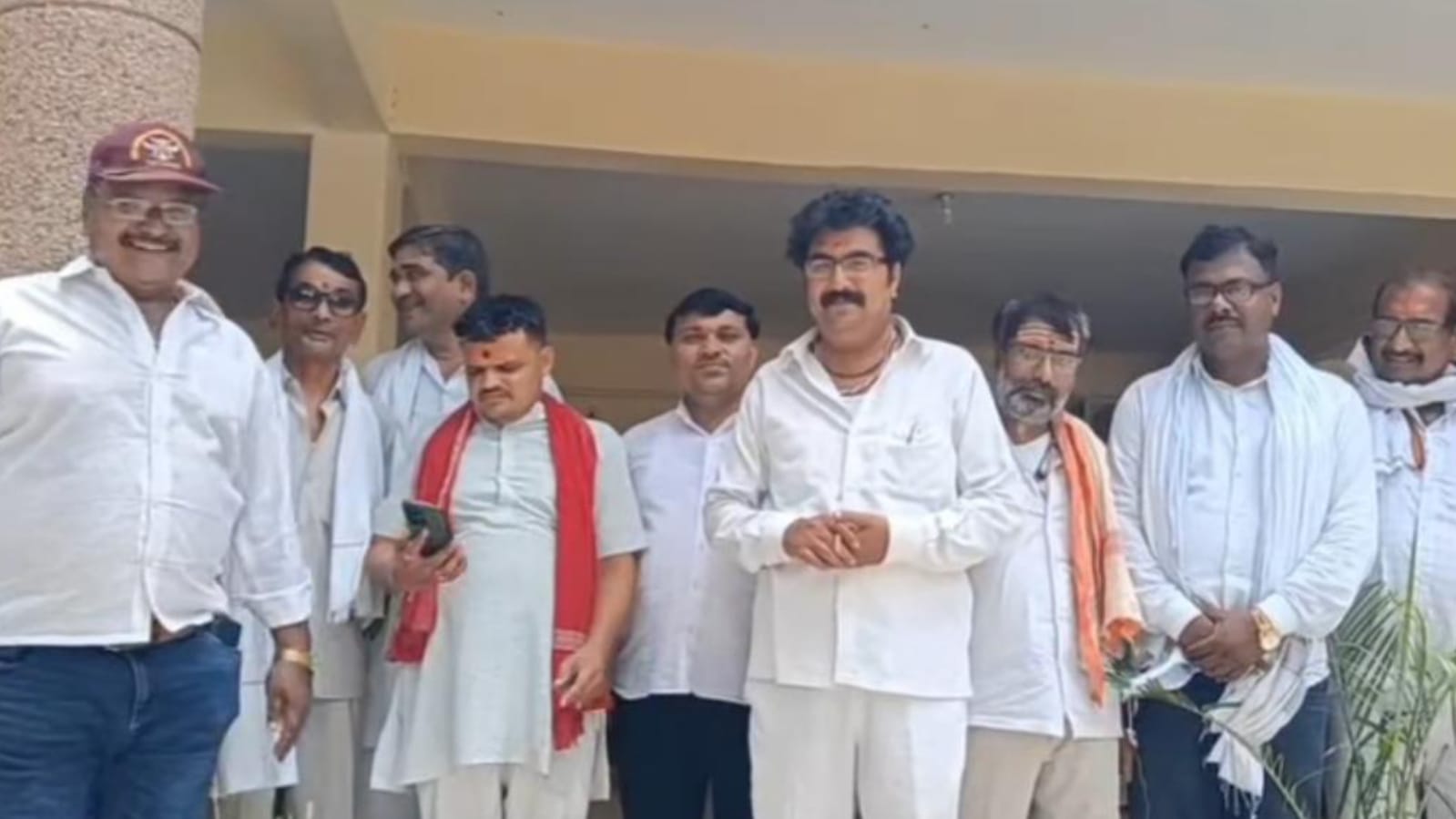 सरेंडर के बाद की गई ब्रह्म हत्या: भरत तिवारी मामले में राष्ट्रपति को भेजे ज्ञापन में फूटा आक्रोश