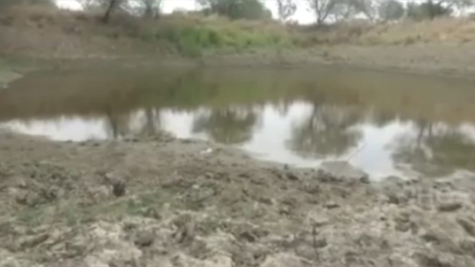 बुंदेलखंड के किसानों पर 'दहशत' का साया: 'हाहाकार' के बनते जा रहे 'आसार' !