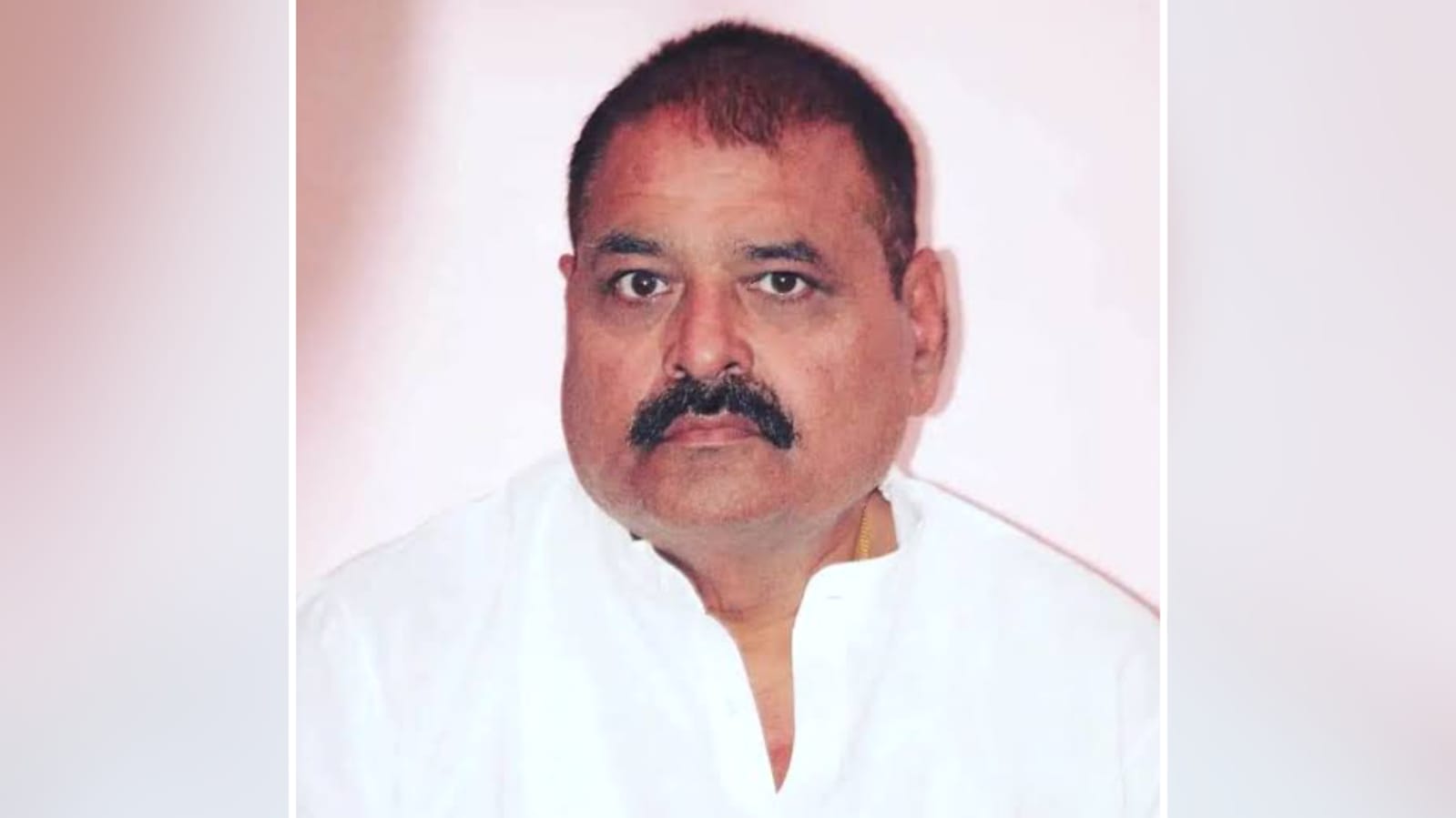 बांदा की सियासी पिच पर दो 'कैप्टन' हिट: सदर में प्रकाश का 'हैट्रिक दांव', बबेरू में विशंभर का 'चौका' पक्का !