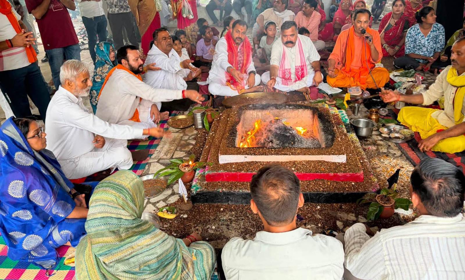 डबल इंजन की 'डबल' सौगात: प्रकाश-मालती ने दी 2 करोड़ से ज्यादा की 'विकास परियोजनाएं'
