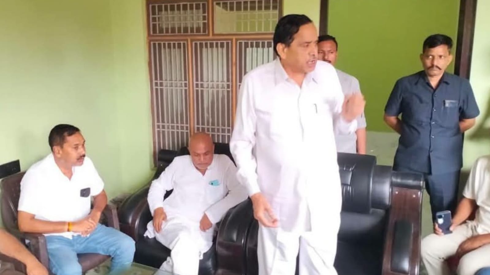 नसीमुद्दीन नें 'सत्ता दल' की 'बढ़ा' दी है 'बेचैनी': बिना 'रुके औऱ थके' कर रहे 'पीडीएफ' बैठकें
