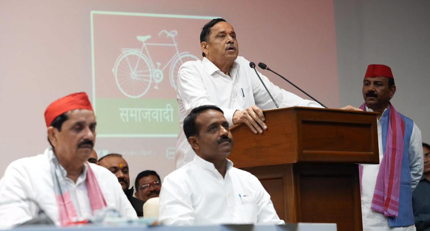 नसीमुद्दीन का सियासी 'ऑपरेशन लोटस' रिवर्स: लगाई सेंध, दर्जनों नेता सपा में हुए शामिल