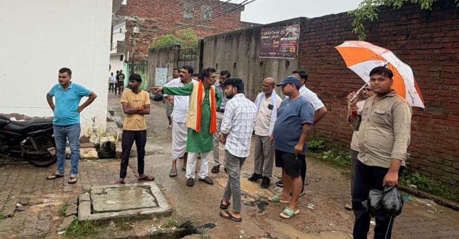 अंकित जनता की सेवा में निरंतर 'तल्लीन': कर्तव्यनिष्ठा की बनें मिसाल