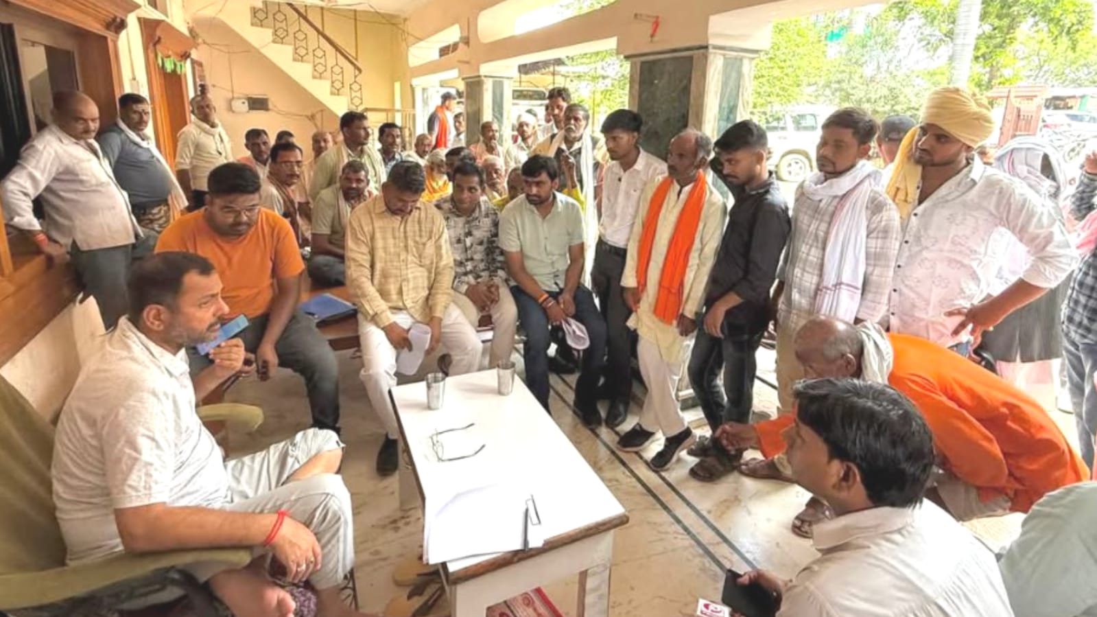 विधायक प्रकाश 'गांधी' की भूमिका में स्थापित : जनसेवा में नया इतिहास