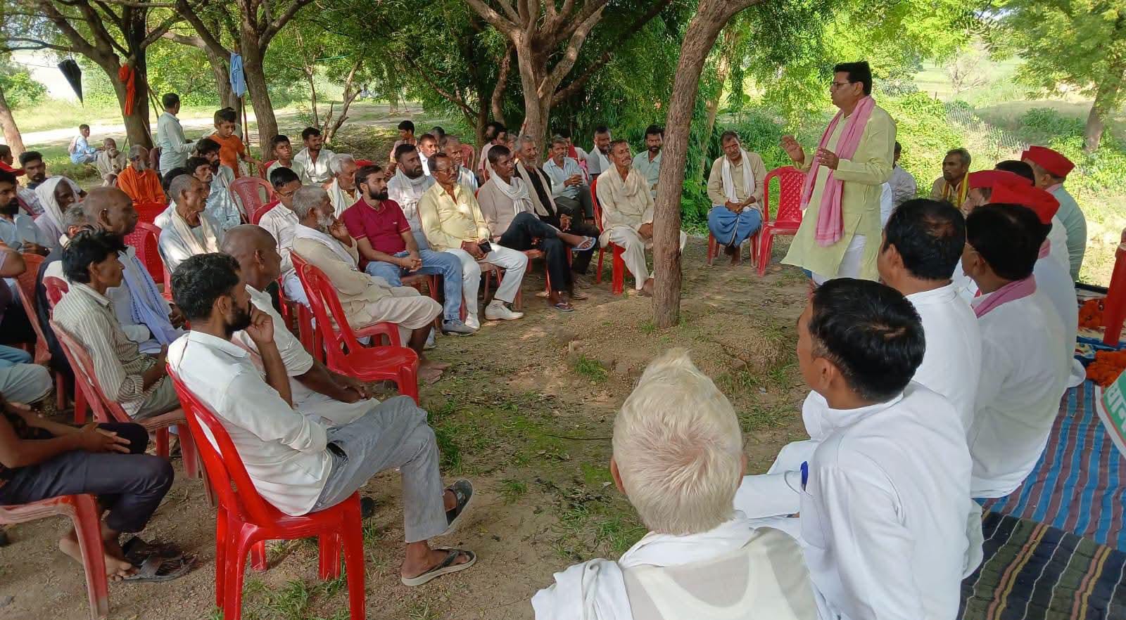 तिंदवारी में 'गरजी' सपा: पीडीए पंचायत से 2027 की 'जीत' का शंखनाद 