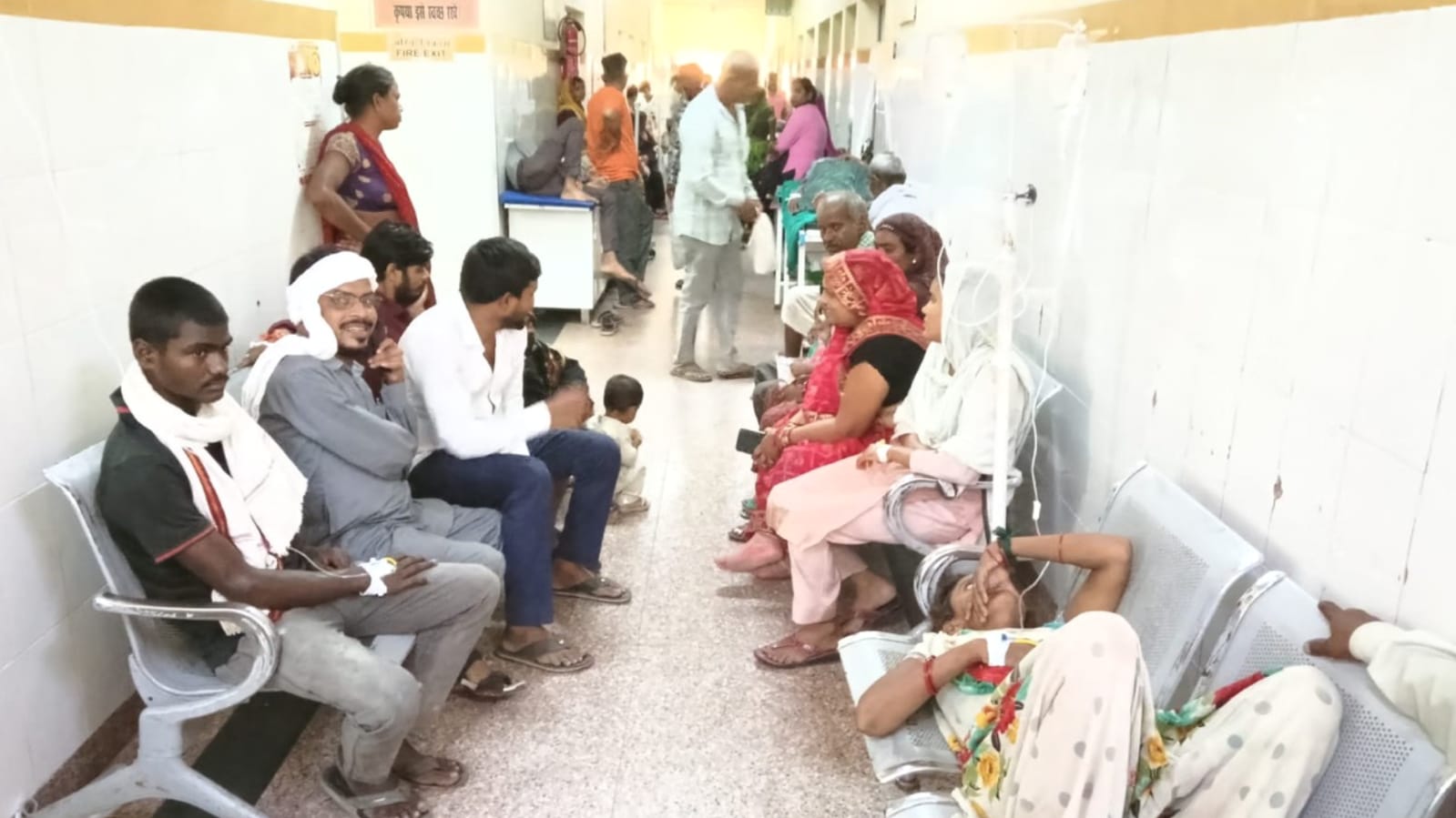 स्वास्थ्य व्यवस्था की 'फूल' रहीं 'सांसें': अस्पताल हुआ बेदम, सामने आया चौंकाने वाला सच