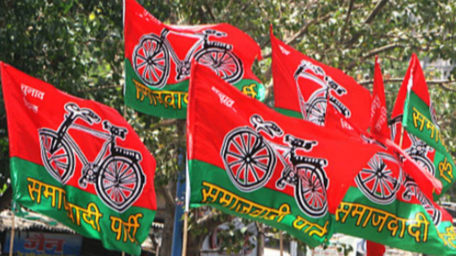 सपा में होगा "आया राम गया राम": भाजपा के कुछ "बड़े नेताओं" को "साइकिल" पर चढ़ाने का प्रयास ?