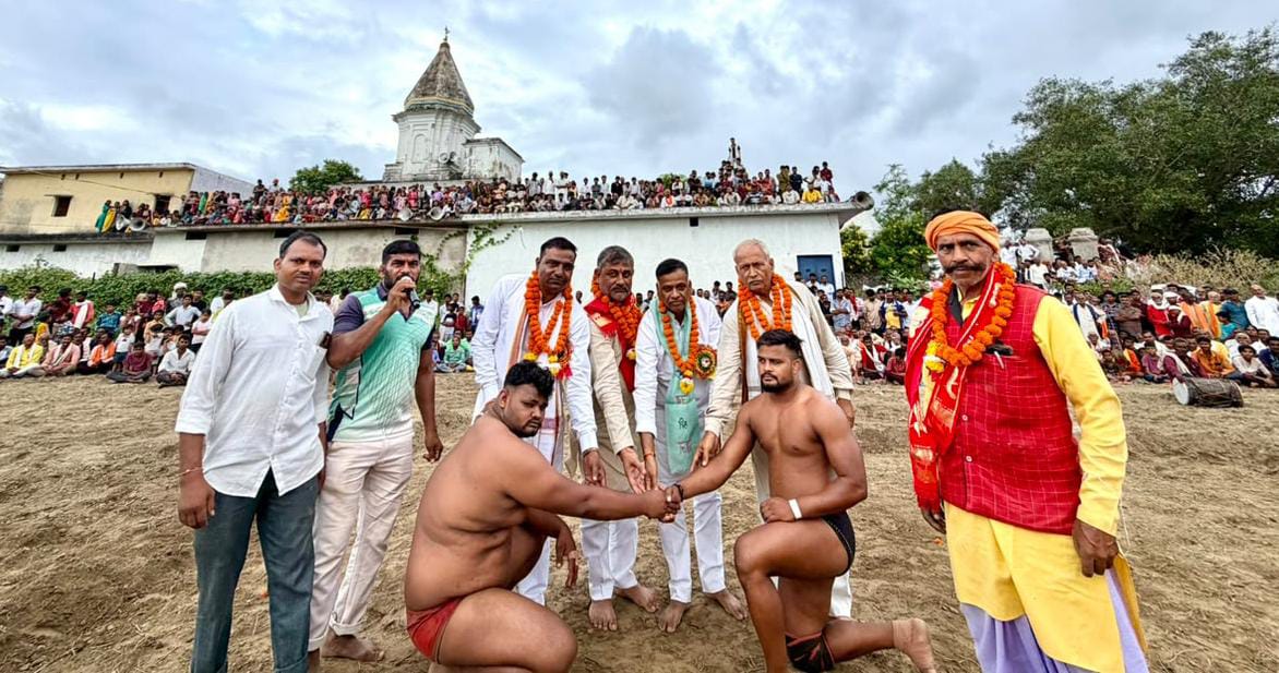 पूर्व विधायक दलजीत 'राजनीति औऱ दंगल' प्रेम का बनें संगम: पहलवानों का बढ़ाया उत्तसाह