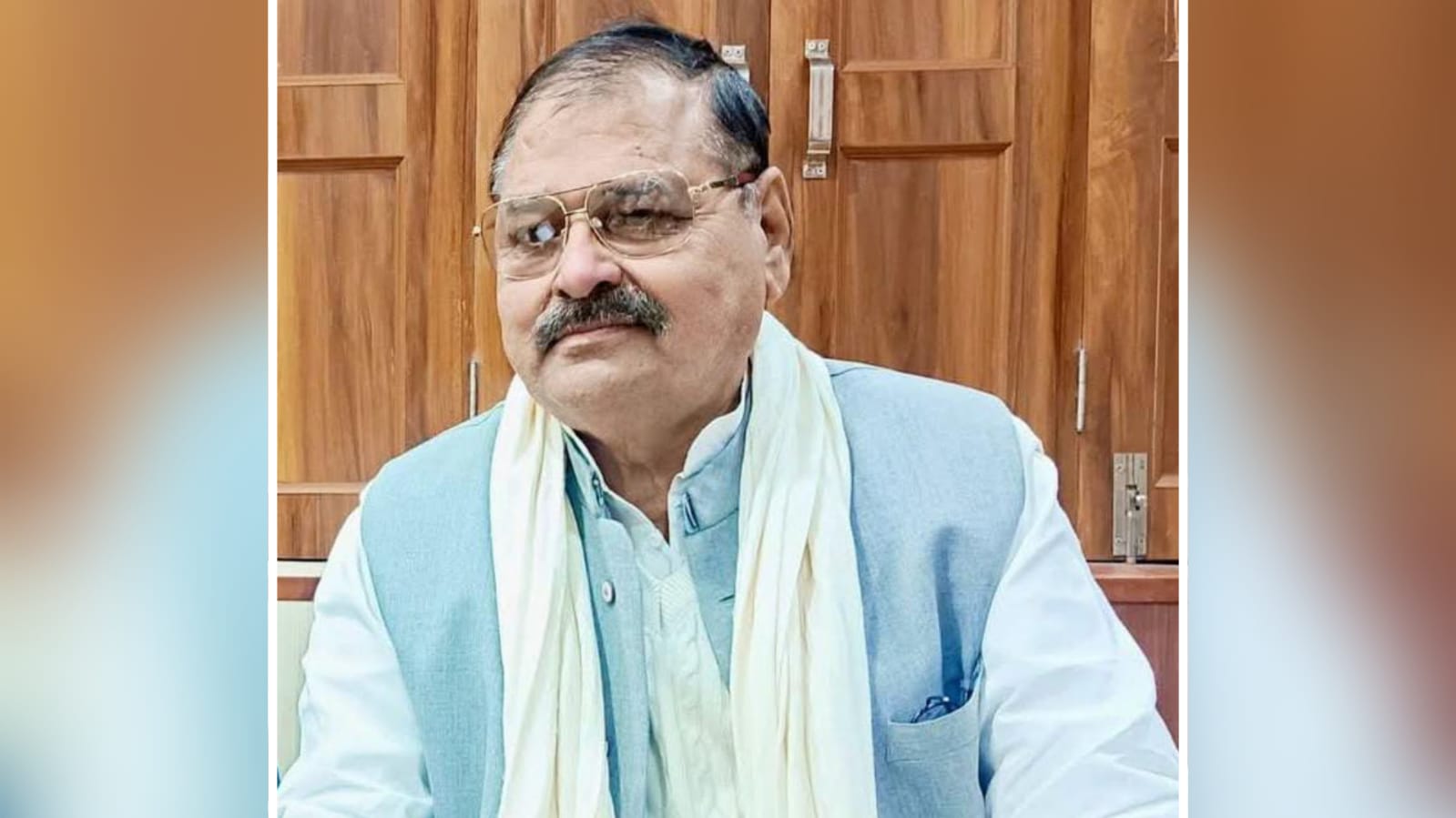 विधायक विशंभर 'बुखार' से पीड़ित होने पर भी 'जन कल्याण' में डटे: बीमारी को दे रहे 'मात' !