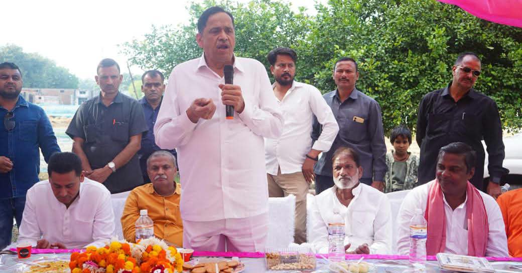 नसीमुद्दीन सिद्दीकी का 'पीडीए' तूफान: गांव-गांव फूंका बिगुल, अखिलेश की 'ताजपोशी' का गूंजा संकल्प